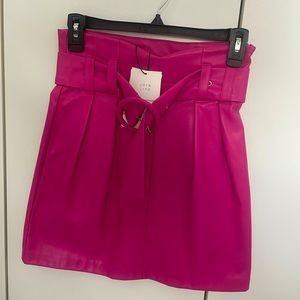 PINK LEATHER SKIRT ~NEVER WORN